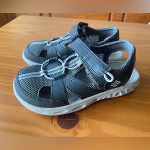 Boys Columbia Techsun water sandals size 2